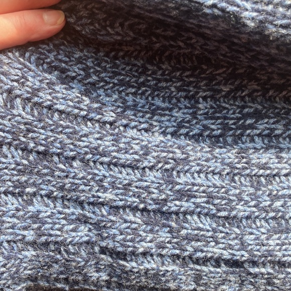 Men’s L L Bean sweater 100% lambs wool - Picture 4 of 4